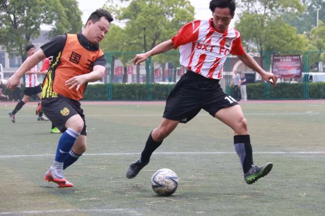 开拓者自媒体：杨瀚森瘦了 想看他体能完全达标后打常规赛的状态